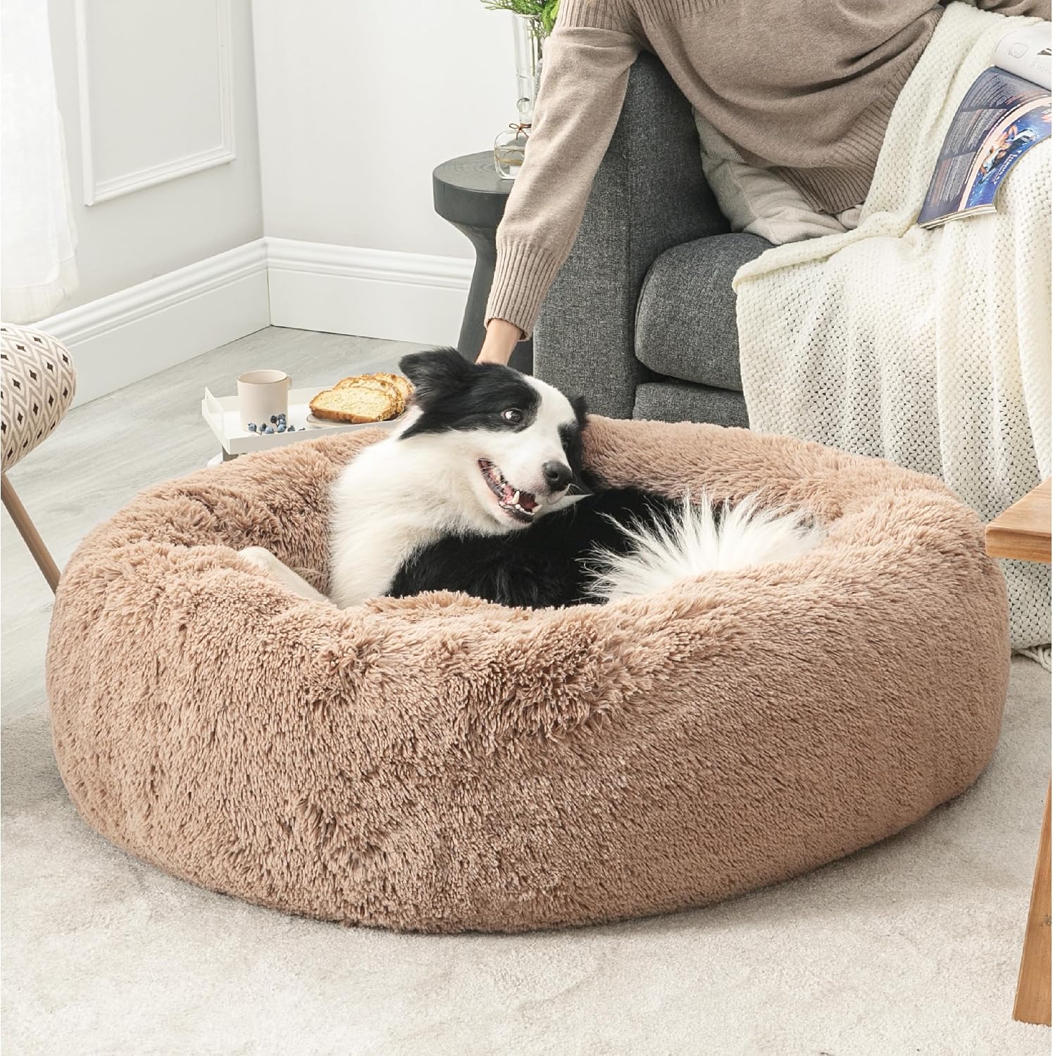 Bedsure Calming Dog Beds Large Sized Dog Donut Washable Pet Bed,36ins Camel - Image 4